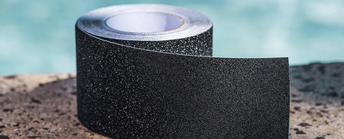 Anti Slip Tape with Roller, Black